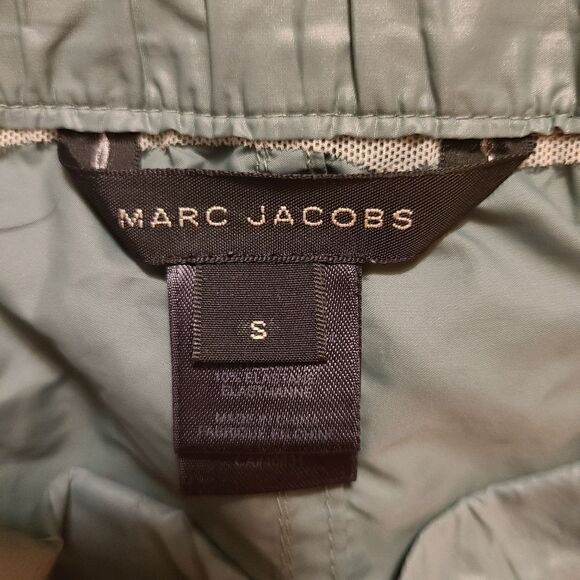 Marc Jacobs Nylon Shorts Army Green Size Small - Picture 2 of 6